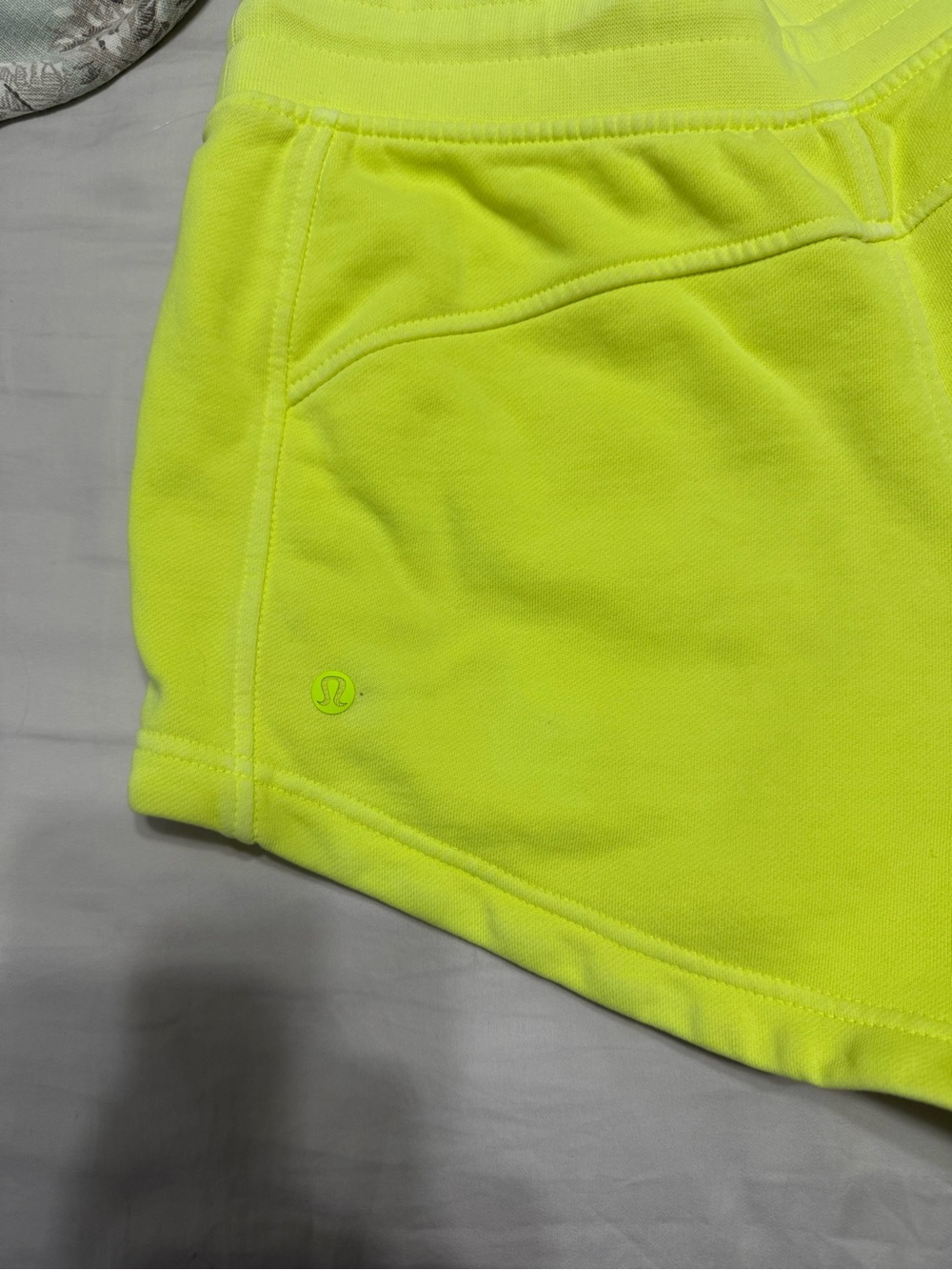 Lululemon shorts - Picture 9 of 9